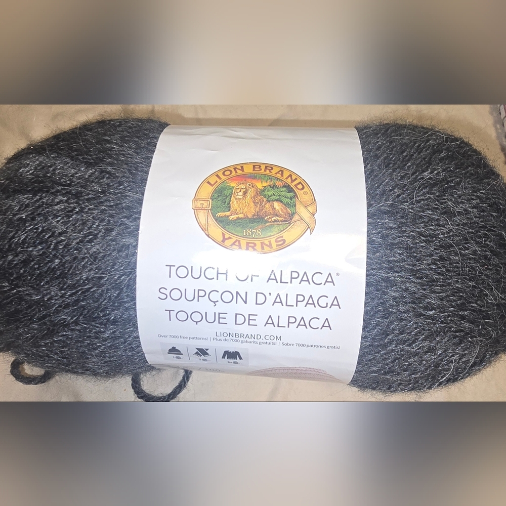 Lion brand touch of alpaca yarn‎